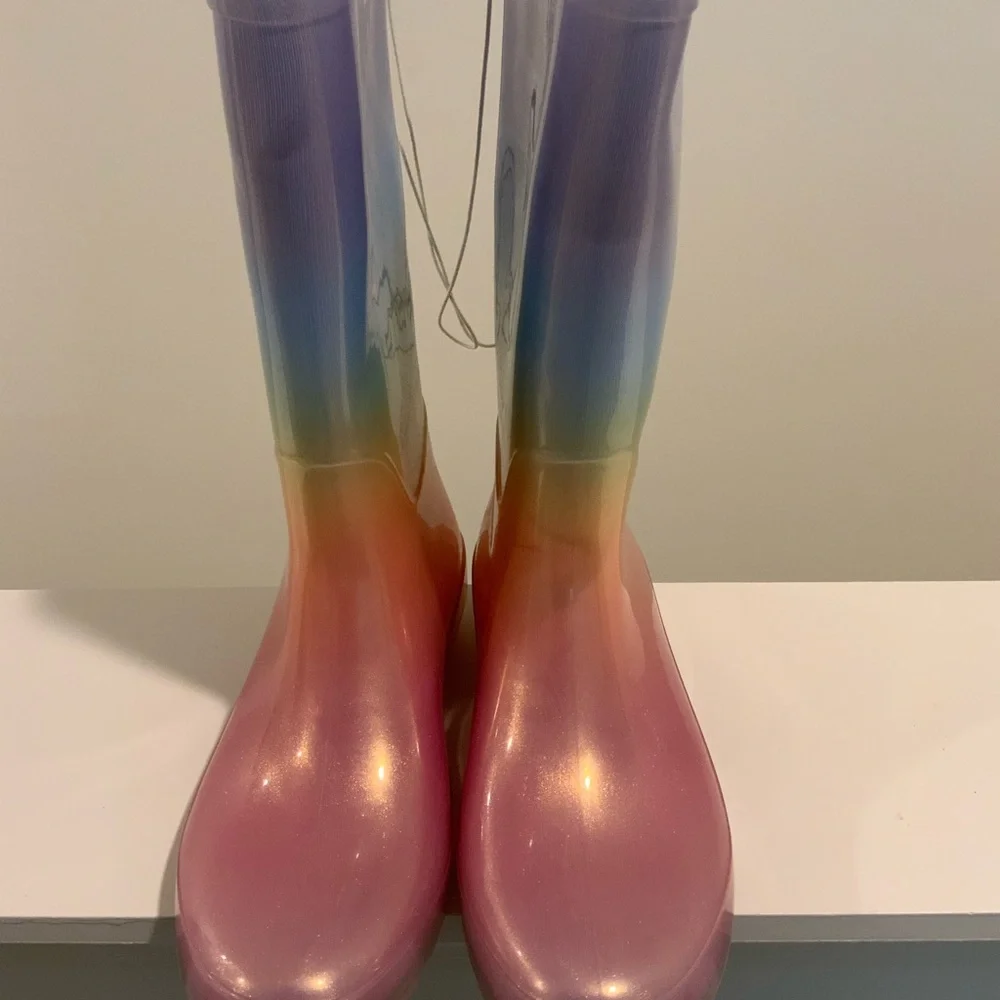 Cat & Jack Kids Rainbow Rain Boots